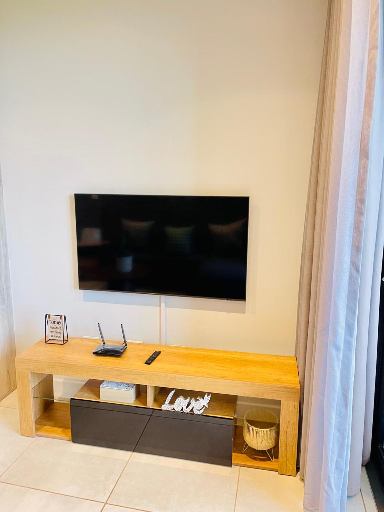 Boulevard 242 Apartment *